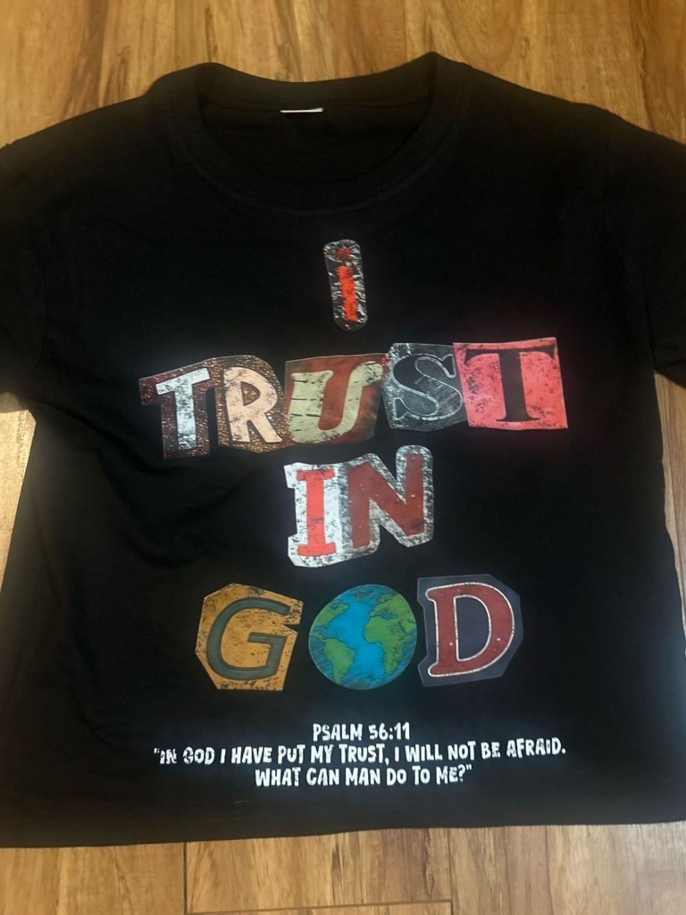 black graphic tee i trust in God
